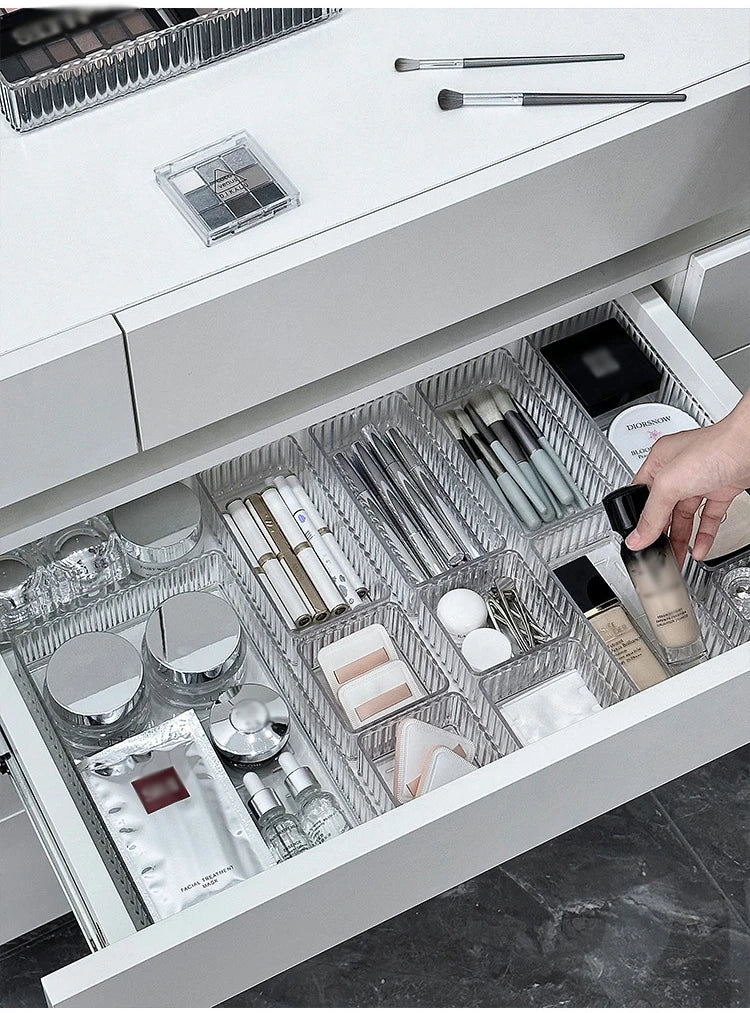 Stackable Acrylic Drawer Organiser Trays – 4 Sizes, Clear Makeup & Vanity Storage